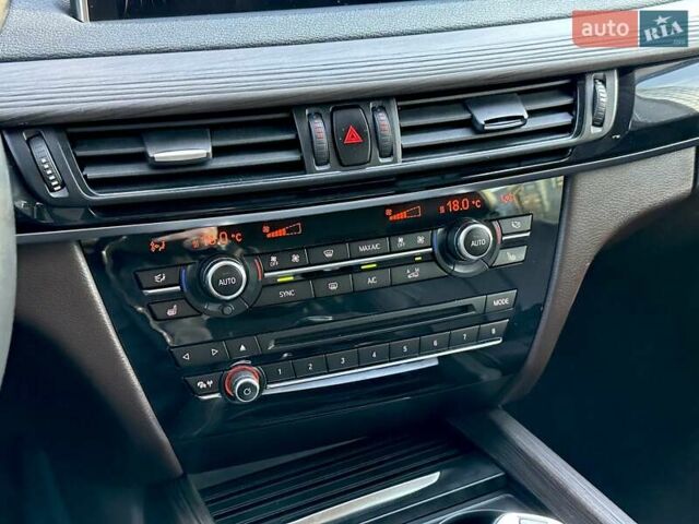 Коричневый БМВ Х5, объемом двигателя 2 л и пробегом 181 тыс. км за 22200 $, фото 24 на Automoto.ua