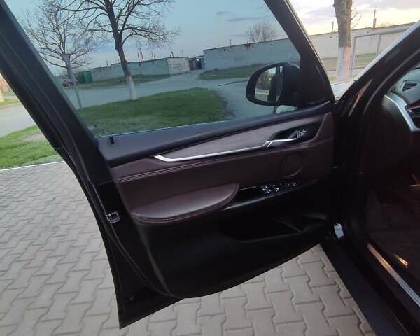 Коричневий БМВ Х5, об'ємом двигуна 2 л та пробігом 195 тис. км за 28500 $, фото 10 на Automoto.ua