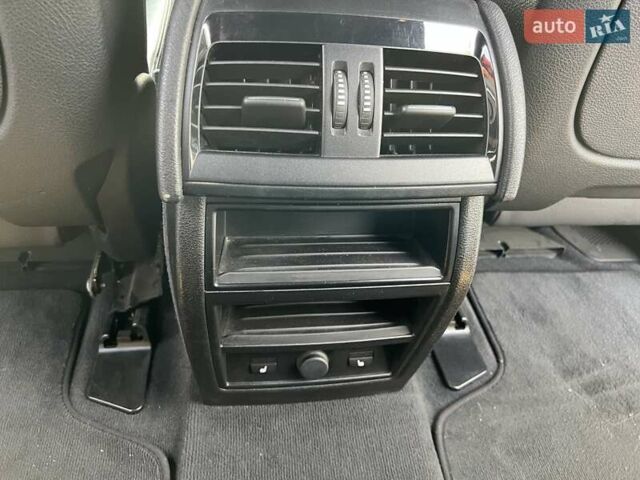 Коричневый БМВ Х5, объемом двигателя 2.99 л и пробегом 152 тыс. км за 35000 $, фото 16 на Automoto.ua