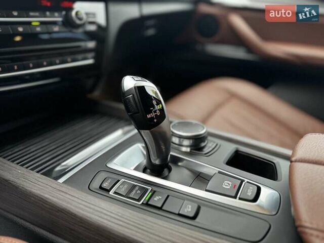 Коричневый БМВ Х5, объемом двигателя 2 л и пробегом 89 тыс. км за 34950 $, фото 43 на Automoto.ua