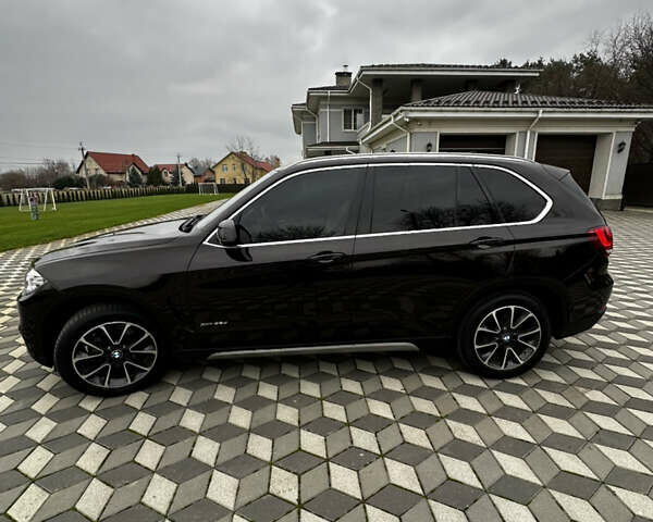 Коричневый БМВ Х5, объемом двигателя 2.99 л и пробегом 261 тыс. км за 27700 $, фото 8 на Automoto.ua