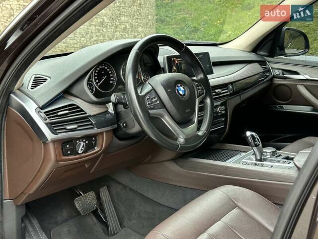 Коричневый БМВ Х5, объемом двигателя 2 л и пробегом 180 тыс. км за 22900 $, фото 19 на Automoto.ua