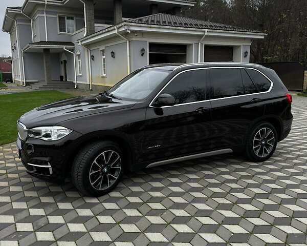 Коричневый БМВ Х5, объемом двигателя 2.99 л и пробегом 261 тыс. км за 27700 $, фото 6 на Automoto.ua