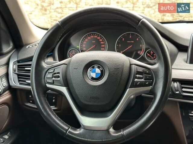 Коричневый БМВ Х5, объемом двигателя 2 л и пробегом 180 тыс. км за 22900 $, фото 16 на Automoto.ua