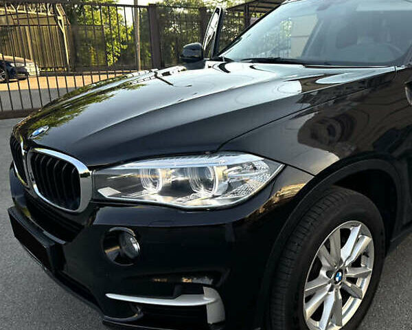 Коричневый БМВ Х5, объемом двигателя 2 л и пробегом 90 тыс. км за 26600 $, фото 2 на Automoto.ua