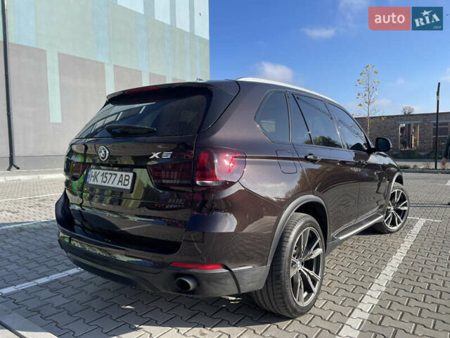 Коричневый БМВ Х5, объемом двигателя 3 л и пробегом 160 тыс. км за 24000 $, фото 7 на Automoto.ua