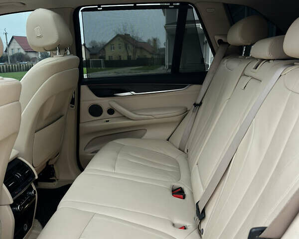 Коричневый БМВ Х5, объемом двигателя 2.99 л и пробегом 261 тыс. км за 27700 $, фото 57 на Automoto.ua