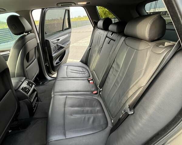 Коричневый БМВ Х5, объемом двигателя 2.99 л и пробегом 152 тыс. км за 35000 $, фото 15 на Automoto.ua