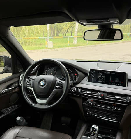 БМВ Х5 2017 в Ровно на Automoto.ua Коричневый БМВ Х5, объемом двигателя 2 л и пробегом 82 тыс. км за 34000 $, фото 5 на Automoto.ua