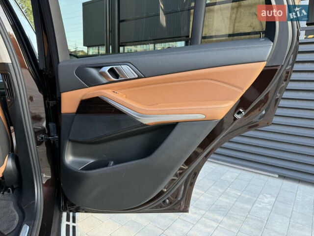 Коричневый БМВ Х5, объемом двигателя 2.99 л и пробегом 145 тыс. км за 53500 $, фото 74 на Automoto.ua