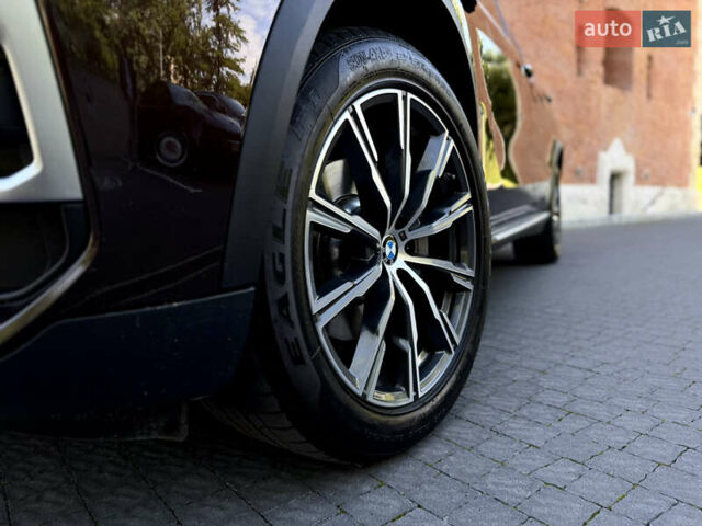 Коричневый БМВ Х5, объемом двигателя 2.99 л и пробегом 145 тыс. км за 53500 $, фото 2 на Automoto.ua