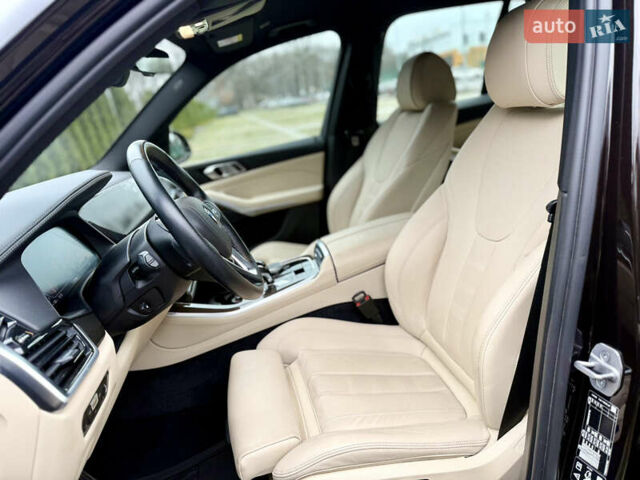 Коричневый БМВ Х5, объемом двигателя 2 л и пробегом 41 тыс. км за 63900 $, фото 39 на Automoto.ua