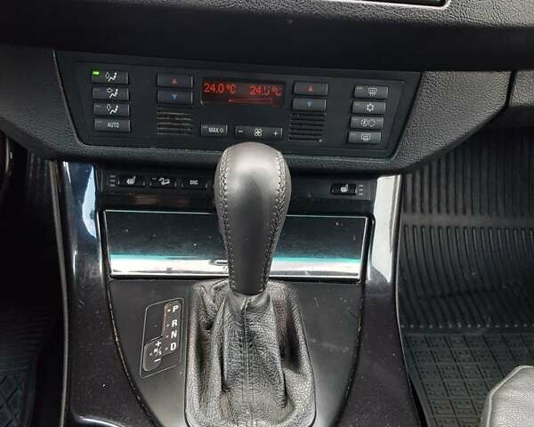 Красный БМВ Х5, объемом двигателя 2.93 л и пробегом 395 тыс. км за 7750 $, фото 51 на Automoto.ua