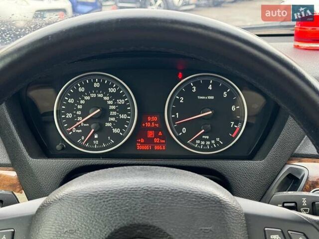 Красный БМВ Х5, объемом двигателя 3 л и пробегом 309 тыс. км за 12390 $, фото 28 на Automoto.ua