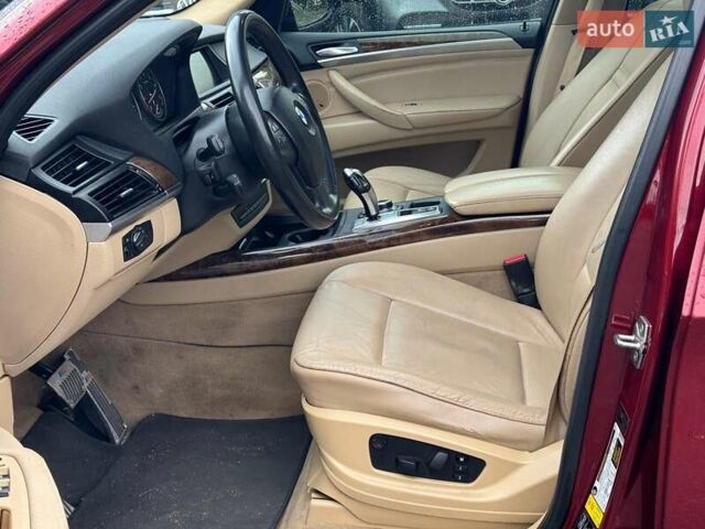Красный БМВ Х5, объемом двигателя 3 л и пробегом 309 тыс. км за 12390 $, фото 13 на Automoto.ua