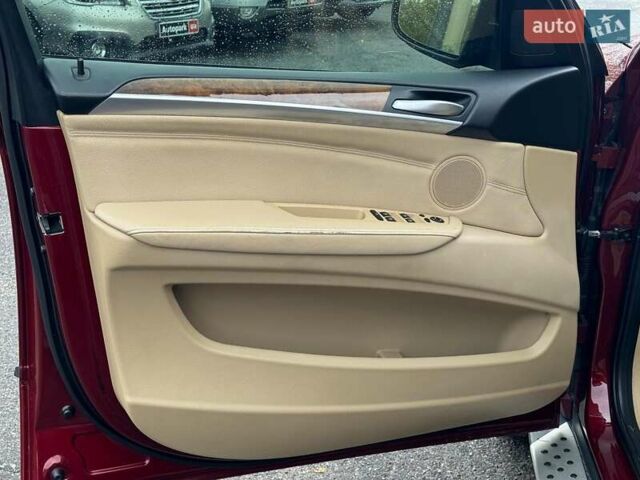 Красный БМВ Х5, объемом двигателя 3 л и пробегом 309 тыс. км за 12390 $, фото 10 на Automoto.ua