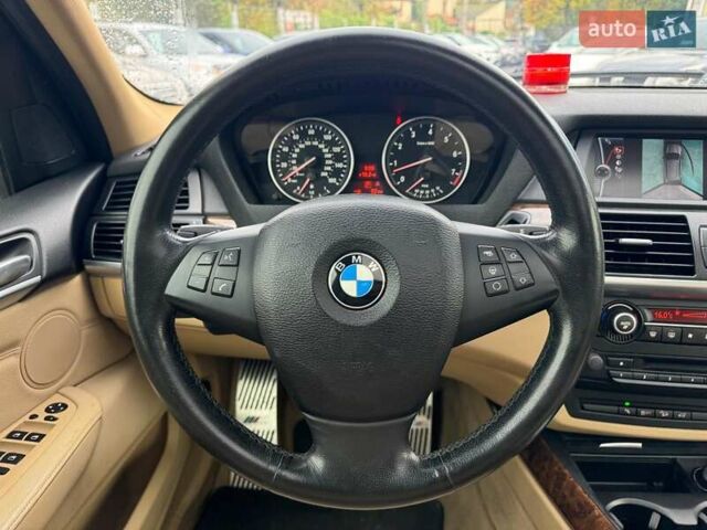 Красный БМВ Х5, объемом двигателя 3 л и пробегом 309 тыс. км за 12390 $, фото 29 на Automoto.ua