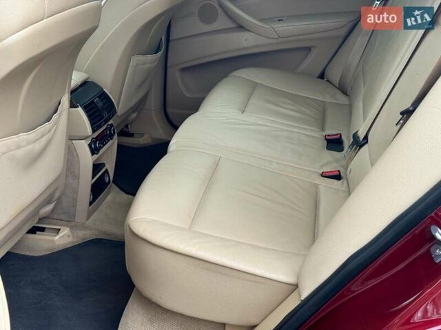 Красный БМВ Х5, объемом двигателя 3 л и пробегом 309 тыс. км за 12390 $, фото 18 на Automoto.ua