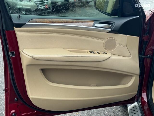 Красный БМВ Х5, объемом двигателя 3 л и пробегом 309 тыс. км за 12390 $, фото 11 на Automoto.ua