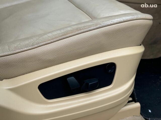 Красный БМВ Х5, объемом двигателя 3 л и пробегом 309 тыс. км за 12390 $, фото 25 на Automoto.ua