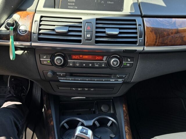 БМВ Х5 2011 в Вишневом на Automoto.ua Красный БМВ Х5, объемом двигателя 3 л и пробегом 261 тыс. км за 12000 $, фото 17 на Automoto.ua