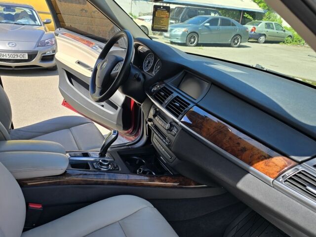 БМВ Х5 2011 в Вишневом на Automoto.ua Красный БМВ Х5, объемом двигателя 3 л и пробегом 261 тыс. км за 12000 $, фото 10 на Automoto.ua