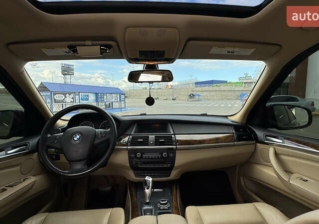 Червоний БМВ Х5, об'ємом двигуна 2.98 л та пробігом 177 тис. км за 17500 $, фото 69 на Automoto.ua