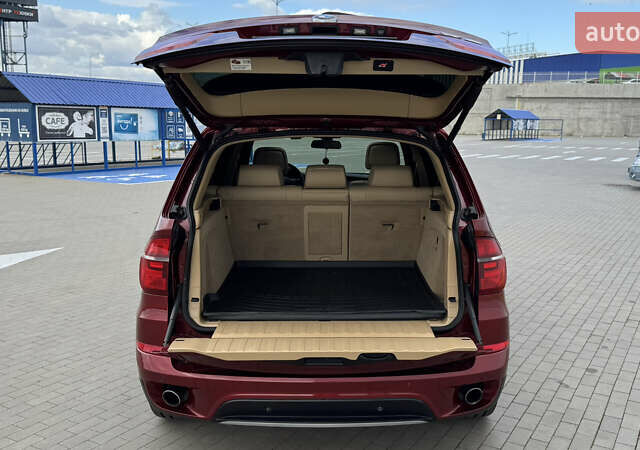 Червоний БМВ Х5, об'ємом двигуна 2.98 л та пробігом 177 тис. км за 17500 $, фото 17 на Automoto.ua