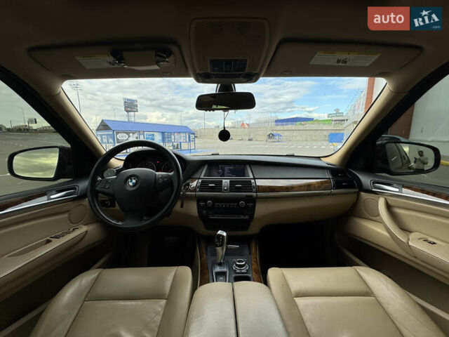 Червоний БМВ Х5, об'ємом двигуна 2.98 л та пробігом 177 тис. км за 17500 $, фото 53 на Automoto.ua