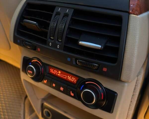 Красный БМВ Х5, объемом двигателя 2.98 л и пробегом 220 тыс. км за 14000 $, фото 11 на Automoto.ua