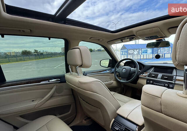 Червоний БМВ Х5, об'ємом двигуна 2.98 л та пробігом 177 тис. км за 17500 $, фото 46 на Automoto.ua