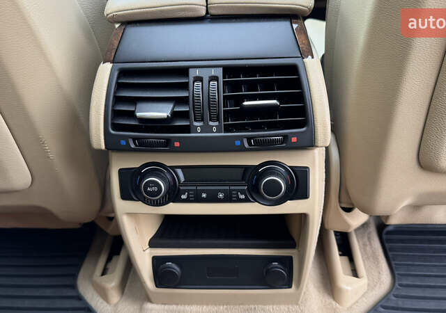 Червоний БМВ Х5, об'ємом двигуна 2.98 л та пробігом 177 тис. км за 17500 $, фото 72 на Automoto.ua