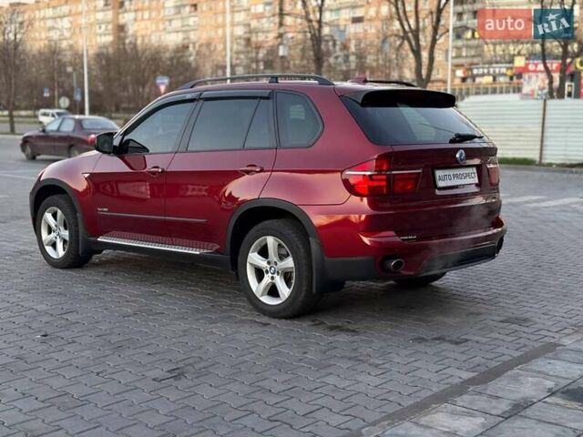 Красный БМВ Х5, объемом двигателя 2.98 л и пробегом 220 тыс. км за 14000 $, фото 4 на Automoto.ua