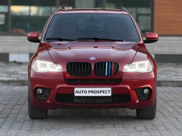 Красный БМВ Х5, объемом двигателя 3 л и пробегом 220 тыс. км за 14000 $, фото 1 на Automoto.ua