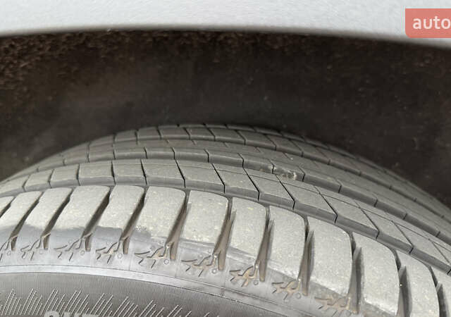 Червоний БМВ Х5, об'ємом двигуна 2.98 л та пробігом 177 тис. км за 17500 $, фото 76 на Automoto.ua