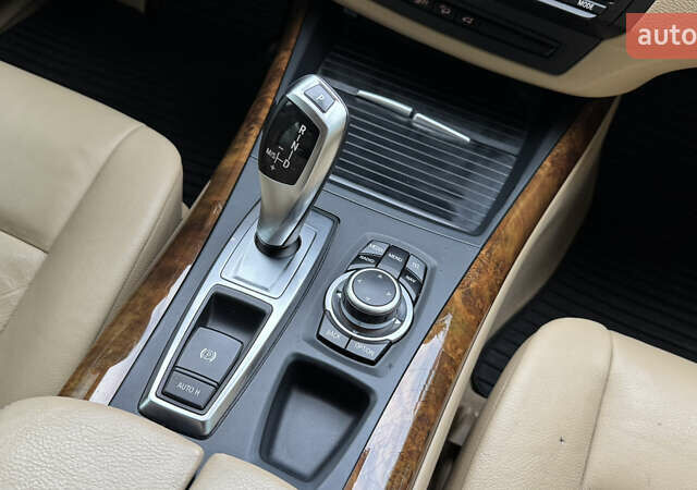 Червоний БМВ Х5, об'ємом двигуна 2.98 л та пробігом 177 тис. км за 17500 $, фото 52 на Automoto.ua