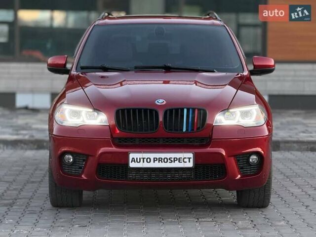 Красный БМВ Х5, объемом двигателя 2.98 л и пробегом 220 тыс. км за 14000 $, фото 1 на Automoto.ua