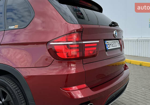 Червоний БМВ Х5, об'ємом двигуна 2.98 л та пробігом 177 тис. км за 17500 $, фото 5 на Automoto.ua