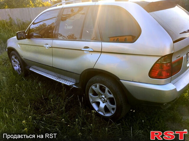 БМВ Х5, объемом двигателя 4.4 л и пробегом 275 тыс. км за 4800 $, фото 6 на Automoto.ua