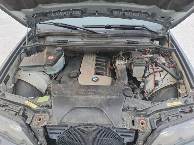 БМВ Х5, объемом двигателя 3 л и пробегом 280 тыс. км за 2638 $, фото 9 на Automoto.ua