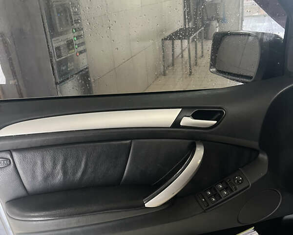 БМВ Х5, объемом двигателя 0 л и пробегом 270 тыс. км за 10500 $, фото 3 на Automoto.ua