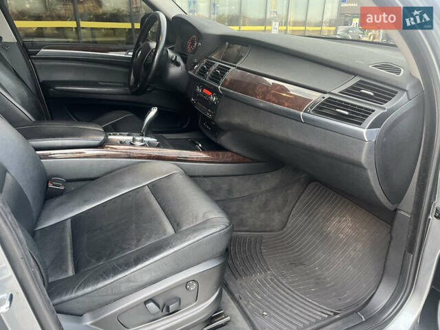 БМВ Х5, об'ємом двигуна 3 л та пробігом 300 тис. км за 12900 $, фото 10 на Automoto.ua
