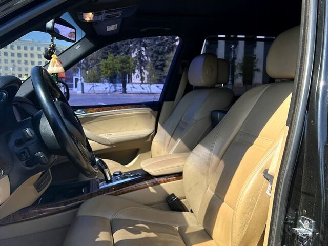БМВ Х5, объемом двигателя 4.8 л и пробегом 210 тыс. км за 13000 $, фото 7 на Automoto.ua