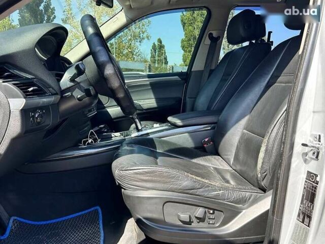 БМВ Х5, объемом двигателя 3 л и пробегом 352 тыс. км за 15700 $, фото 13 на Automoto.ua