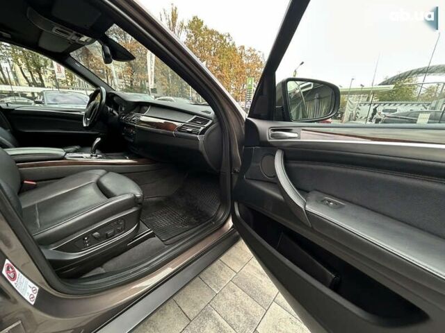 БМВ Х5, объемом двигателя 3 л и пробегом 249 тыс. км за 19900 $, фото 27 на Automoto.ua