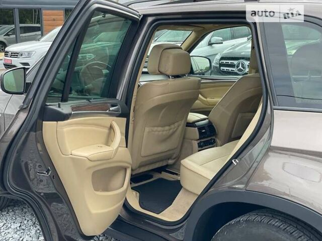 БМВ Х5, объемом двигателя 2.98 л и пробегом 220 тыс. км за 15000 $, фото 46 на Automoto.ua