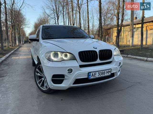 БМВ Х5, объемом двигателя 3 л и пробегом 300 тыс. км за 17200 $, фото 1 на Automoto.ua