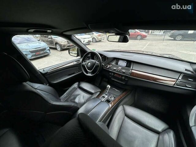 БМВ Х5, объемом двигателя 3 л и пробегом 249 тыс. км за 19900 $, фото 26 на Automoto.ua