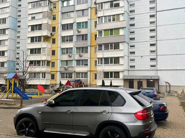 БМВ Х5, об'ємом двигуна 35 л та пробігом 320 тис. км за 15000 $, фото 1 на Automoto.ua