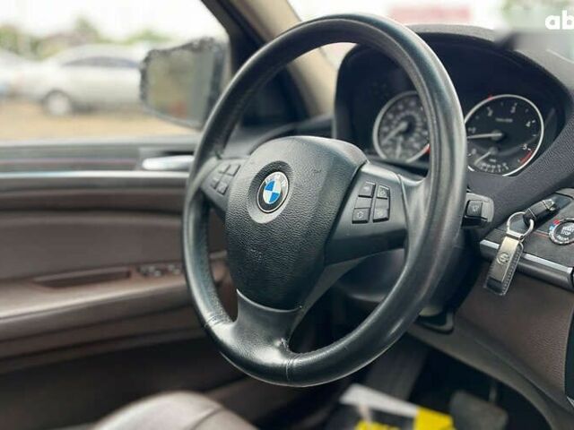 БМВ Х5, объемом двигателя 3 л и пробегом 230 тыс. км за 15890 $, фото 25 на Automoto.ua